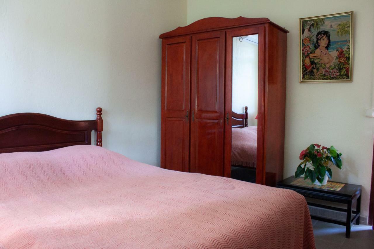 Le Cocon Otel Le Moule Dış mekan fotoğraf
